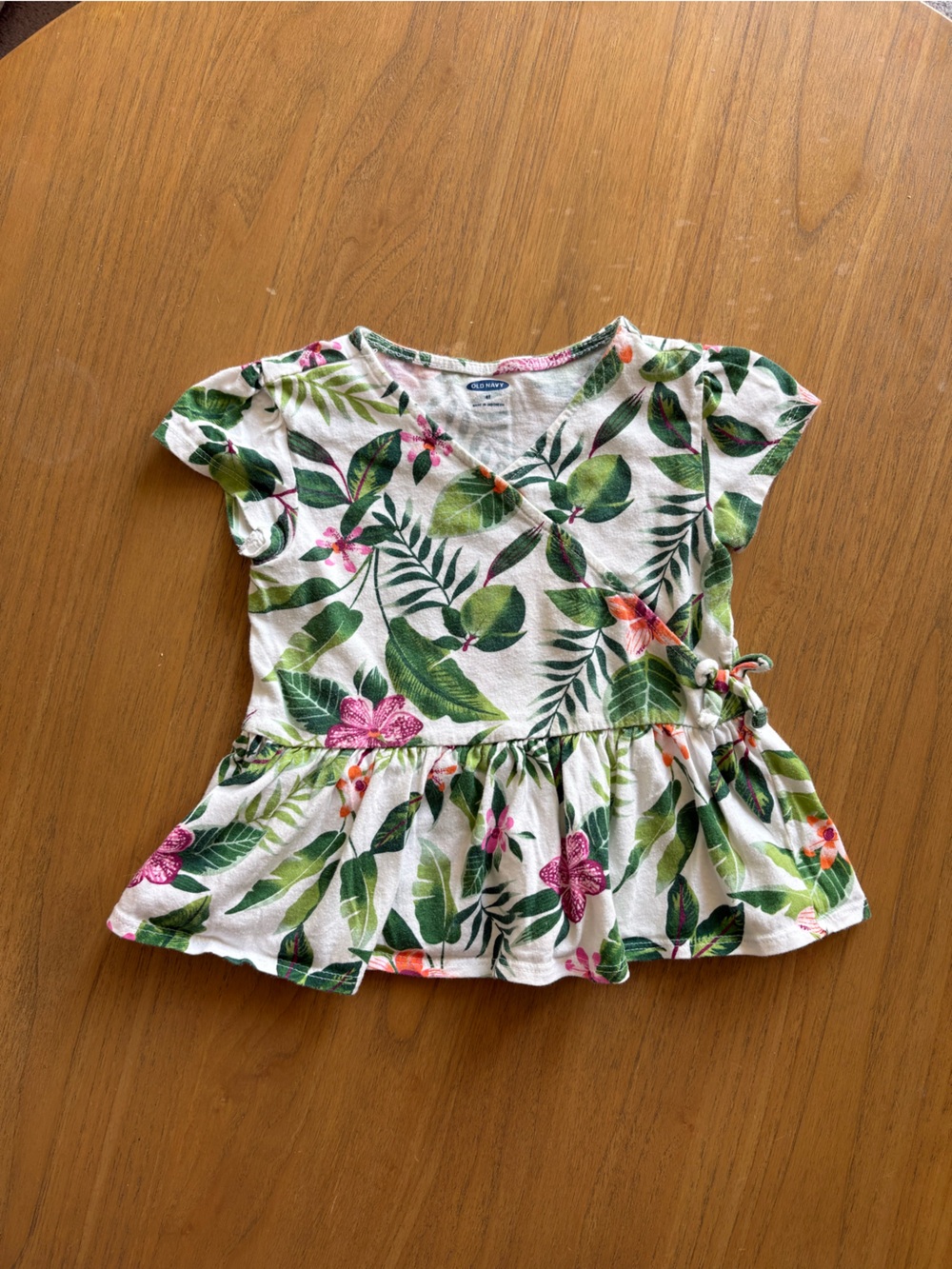 Old Navy Toddler Floral Leaf Wrap Short Sleeve Top